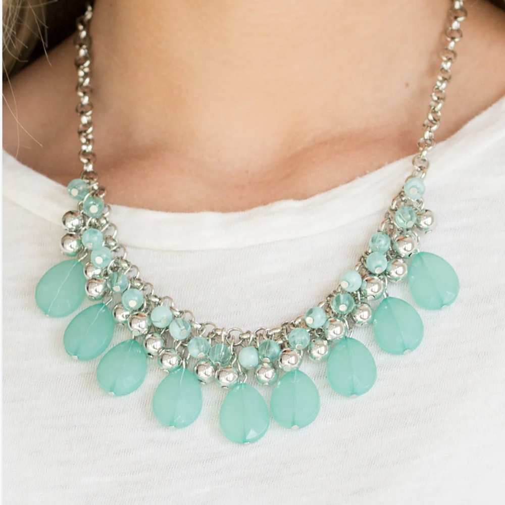 Elegant Silver and Aqua Necklace